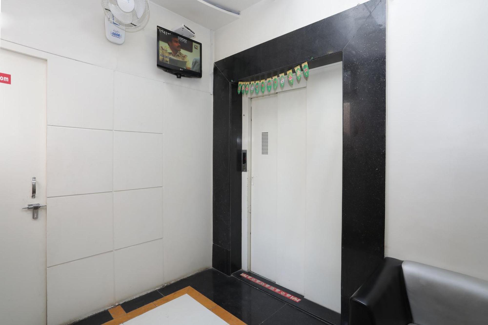 Hotel O Everest Inn Hotel Pune Exterior foto