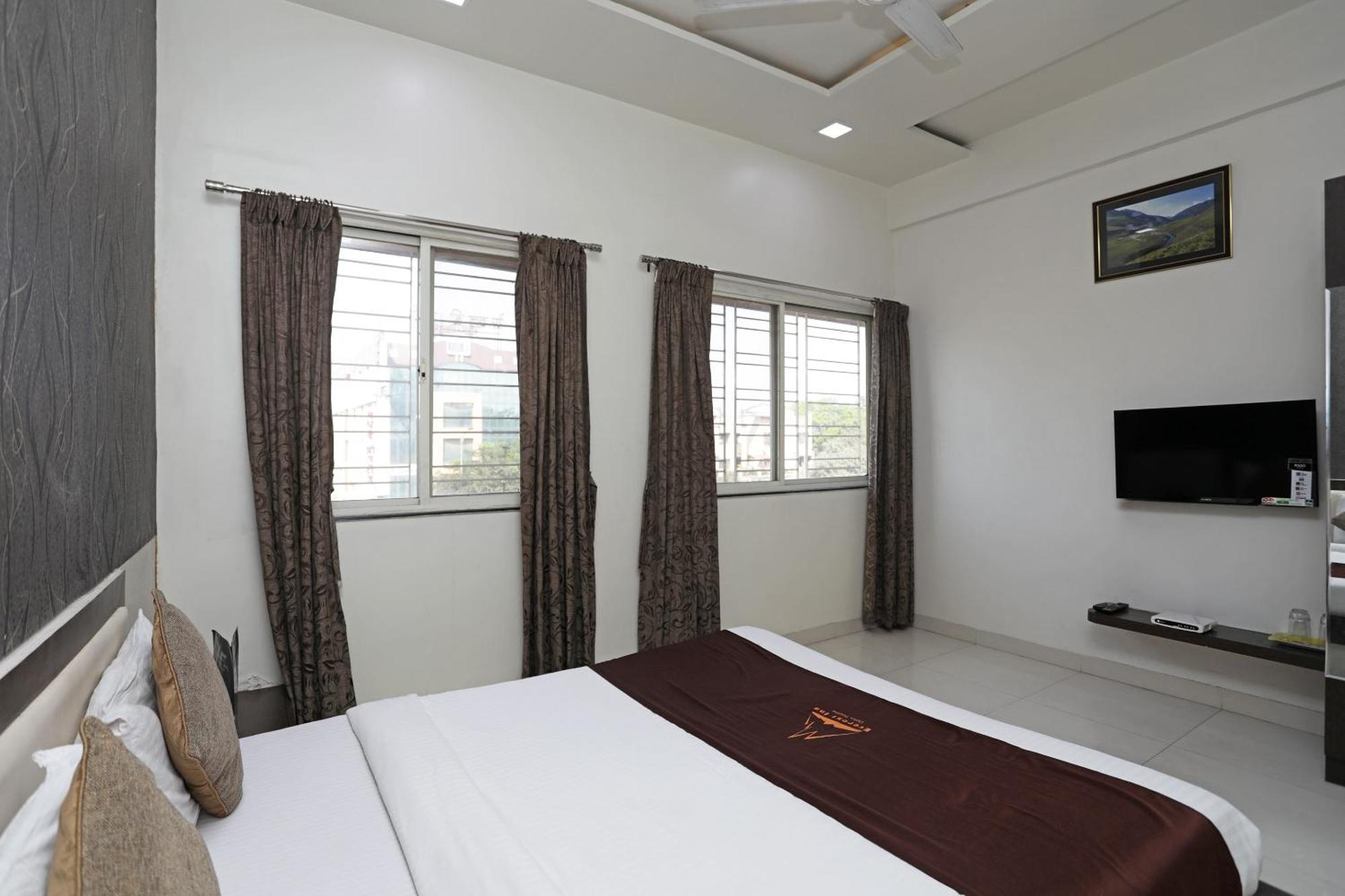 Hotel O Everest Inn Hotel Pune Exterior foto
